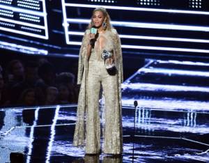 Beyonce's 'Formation' wins MTV Video of the Year.jpg