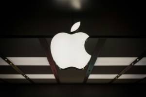 Apple ordered to pay record 13 bn-euro Irish tax bill.jpg