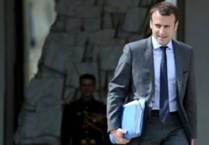 France's Macron 'to quit cabinet' amid presidency rumours.jpg