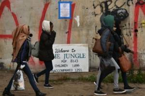 Relief, shattered dreams for migrants leaving 'Jungle'.jpg