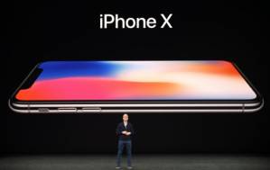 Apple unveils three new iPhones, hails 'biggest leap forward'.jpg
