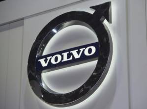Volvo to supply Uber with self-driving cars.jpg
