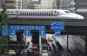 First 'serious incident' for Japan bullet train as crack found.jpg