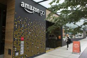 Amazon to open first cashierless shop to public on Monday.jpg
