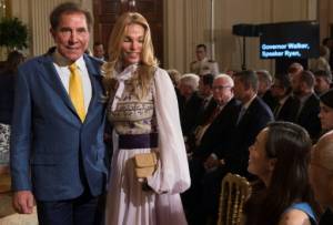 Vegas tycoon Steve Wynn quits resorts firm over harassment claims.jpg