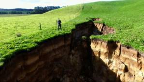 New Zealand sinkhole reveals glimpse into 60,000-year-old volcano.jpg