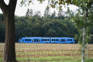 Germany rolls out world's first hydrogen train.jpg