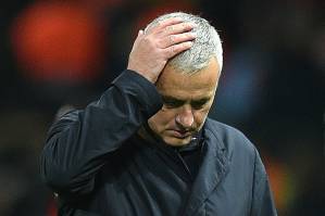 Manchester United sack Mourinho in bid to turn season round.jpg