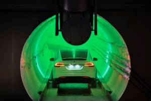 Elon Musk bores tunnel to revolutionize city driving.jpg Elon Musk bores tunnel to revolutionize city driving.jpg