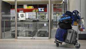 German airports strike slashes 600 flights.jpg