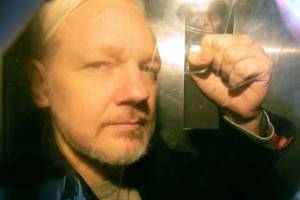 Swedish prosecutor drops Assange rape investigation.jpg