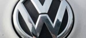 German auto giant Volkswagen slams into huge false emission scam German auto giant Volkswagen slams into huge false emission scam