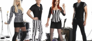 CD Review: The B-52's Funplex CD Review: The B-52's Funplex
