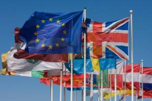 drapeaux européens flottants.JPG drapeaux européens flottants.JPG