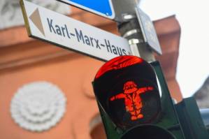 Divisions resurface as Germany fetes Marx at 200.jpg