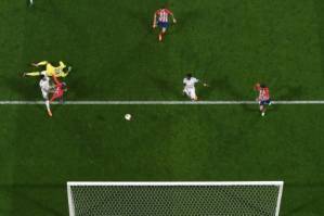 Griezmann fires Atletico Madrid to Europa League title.jpg