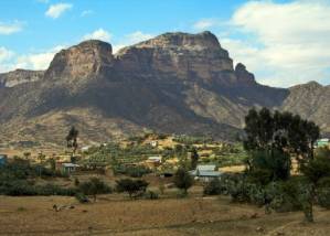 Ethiopia to end boundary row with Eritrea, open for foreign investment.jpg