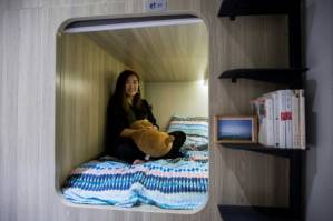Tight squeeze for Hong Kong's young professionals.jpg