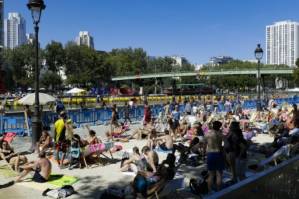 Europe bakes again in near-record temperatures.jpg