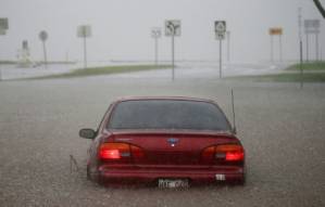 'Things are going to break' Hawaii braces for major hurricane.jpg