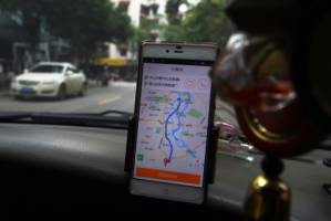 China's Didi suspends ride-sharing service after murder.jpg