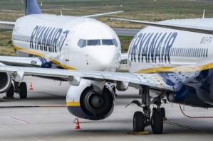 Ryanair defiant as German pilots and crew walk out.jpg