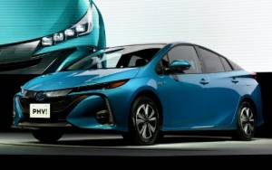 Toyota announces new recall of 2.4 million hybrid cars.jpg