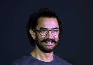 Bollywood swashbuckler battles the British.jpg