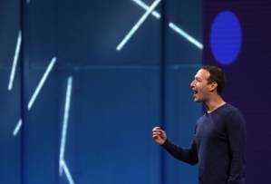 Facebook to launch independent body for calls on content.jpg