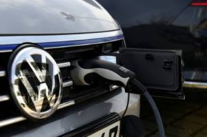 Volkswagen says to invest 44 bn euros in e-cars by 2023.jpg