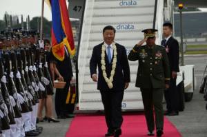 Xi visits Philippines to cosy up to historical US ally.jpg