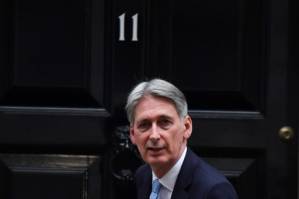 Britain worse off under any Brexit scenario.jpg