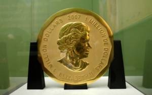 Four men on trial in Berlin deny giant gold coin heist.jpg