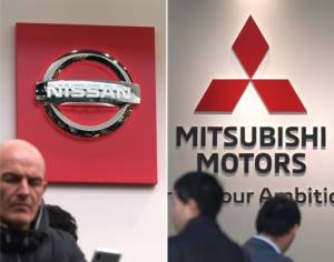 Renault to chart course for post-Ghosn era with new bosses.jpg