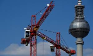 Eurozone growth slows sharply to 1.8% in 2018.jpg