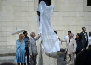 Britain's Prince Charles unveils Shakespeare statue in Havana.jpg Britain's Prince Charles unveils Shakespeare statue in Havana.jpg