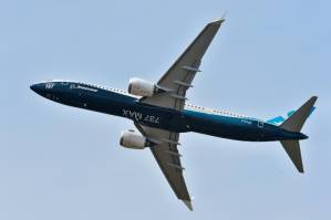Boeing wants it to fly, but travelers fear the 737 MAX.jpg