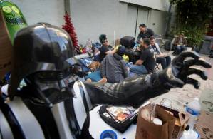 Star Wars fans camp outside LA theater week before film opens.jpg