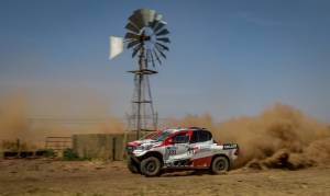 Alonso aims to make history as Dakar Rally heads to Saudi.jpg
