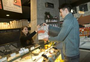 Food-share apps seeking to help environment.jpg