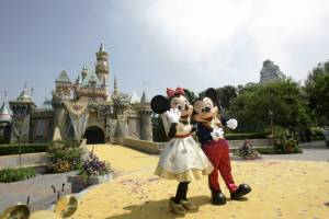 Disney closes US and Paris theme parks, delays.jpg