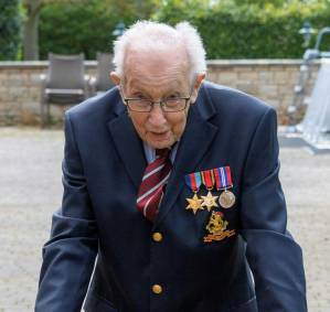 WWII veteran, 99, raises almost £12m for UK health workers.jpg