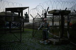 North and South Korea exchange gunfire at border.jpg