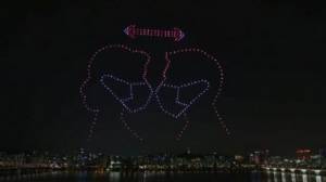 Hundreds of drones light up Seoul sky with virus messages.jpg