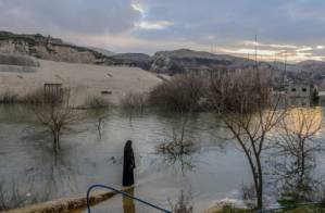 Turkey seeks new life for submerged tourist town.jpg