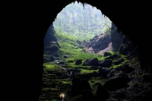 Tourism on track in the world's largest cave.jpg