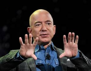 Jeff Bezos to step down as Amazon CEO.jpg