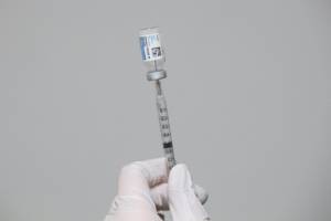 US pauses J&J vaccine in blow to global immunization drive2.jpg
