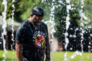 Wildfires rage as heat wave stifles western US, Canada.jpg Wildfires rage as heat wave stifles western US, Canada.jpg