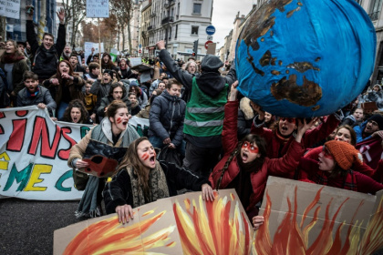 Climat des ONG vont attaquer la France en justice pour inaction.jpg